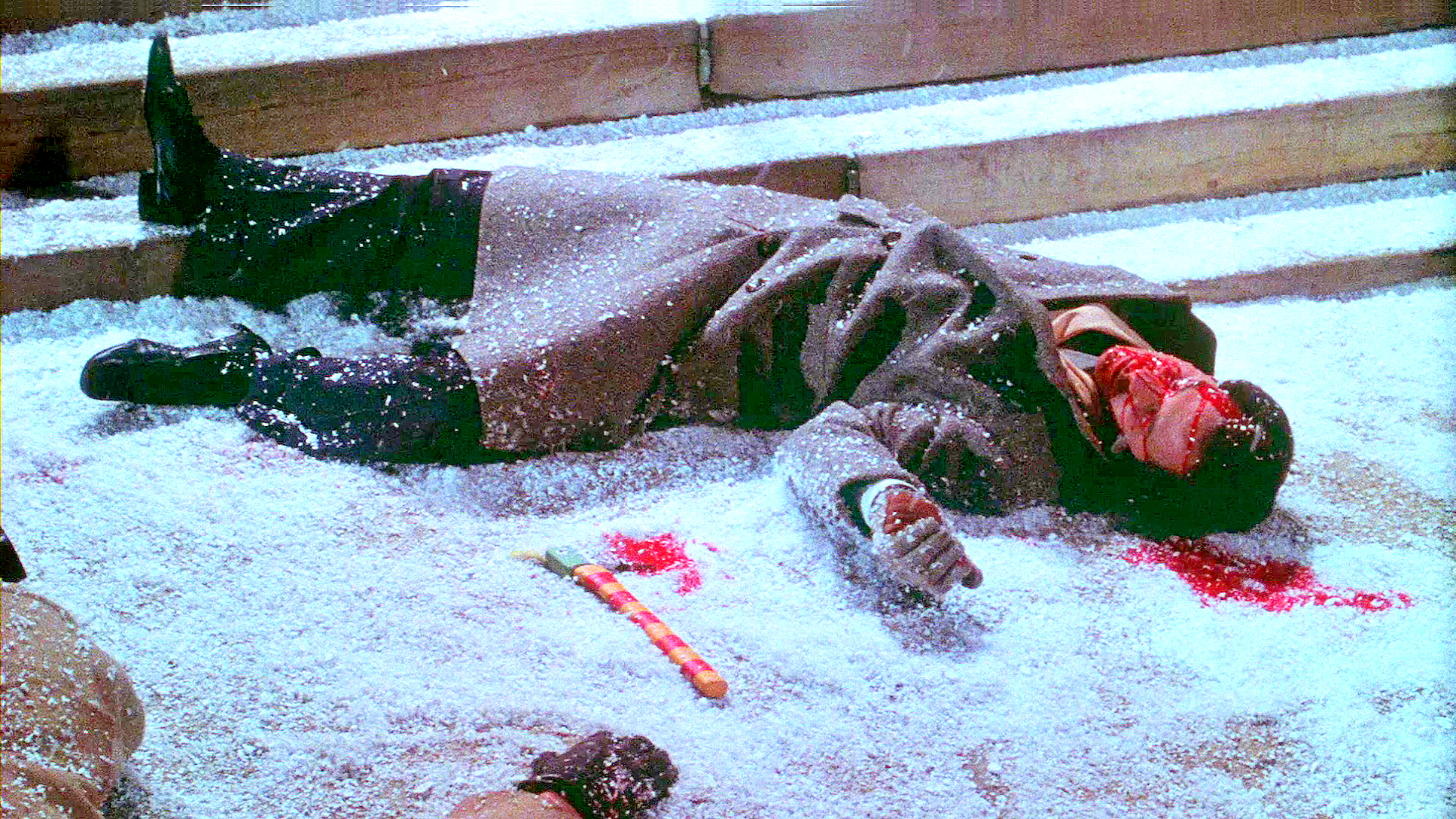 christmas-evil - Christmas-Evil-Victim.jpg